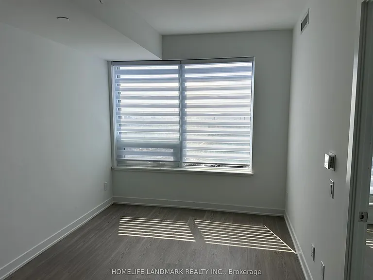 8 Wellesley St W #5602 — Photo 8