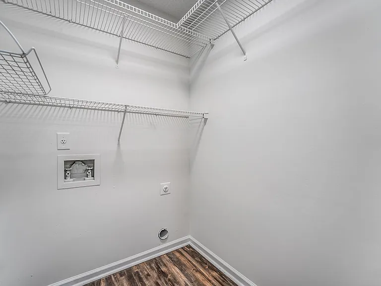 8483 Timber Creek Dr — Photo 13