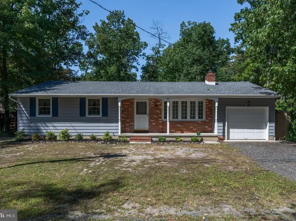 61 Decotah Trl, Medford Lakes, NJ 08055