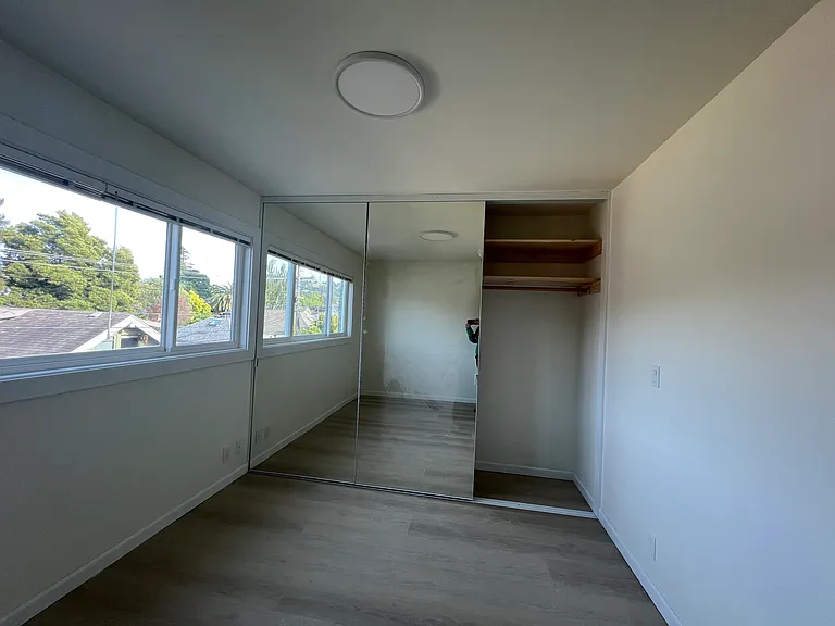 2511 Prince St #9 — Photo 14