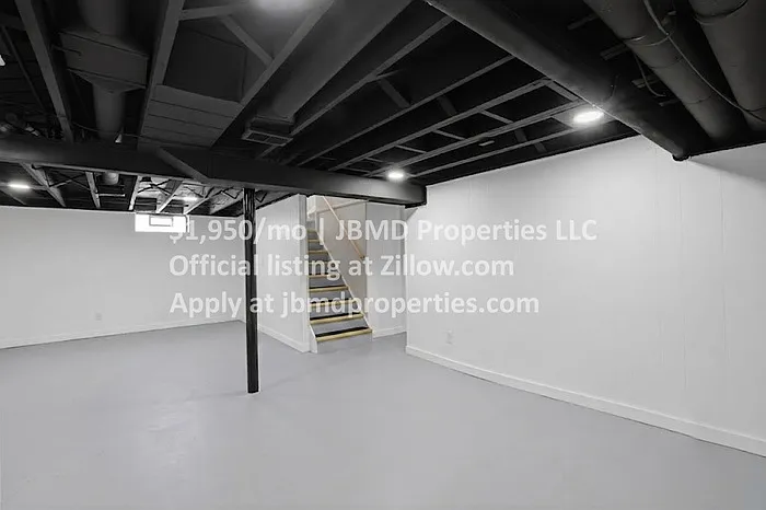 8621 Oak Park Blvd — Photo 23