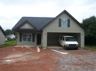 142 Stockbridge Dr, Spartanburg, SC 29301