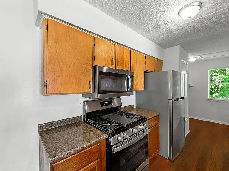 5707 Spring Meadow Rd #B — Photo 8