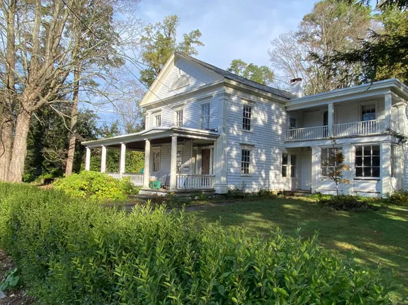 137 East Main Street, Cambridge, NY 12816