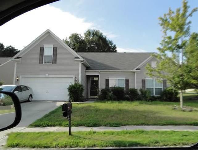 1st image of 8204 Chatsworth Dr