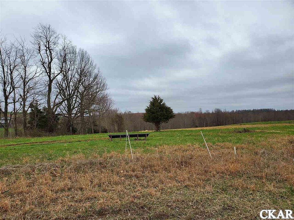 2nd image of 86 Spring Run Rd
