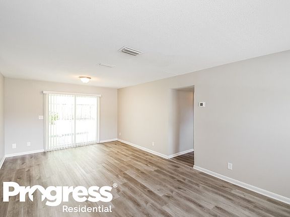 3rd image of 2135 Betsy Dr