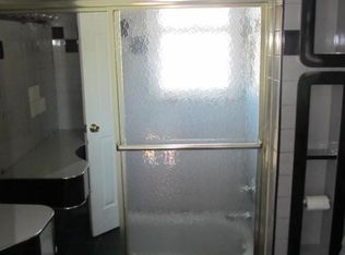 1264 G St, Valley Stream, NY 11580