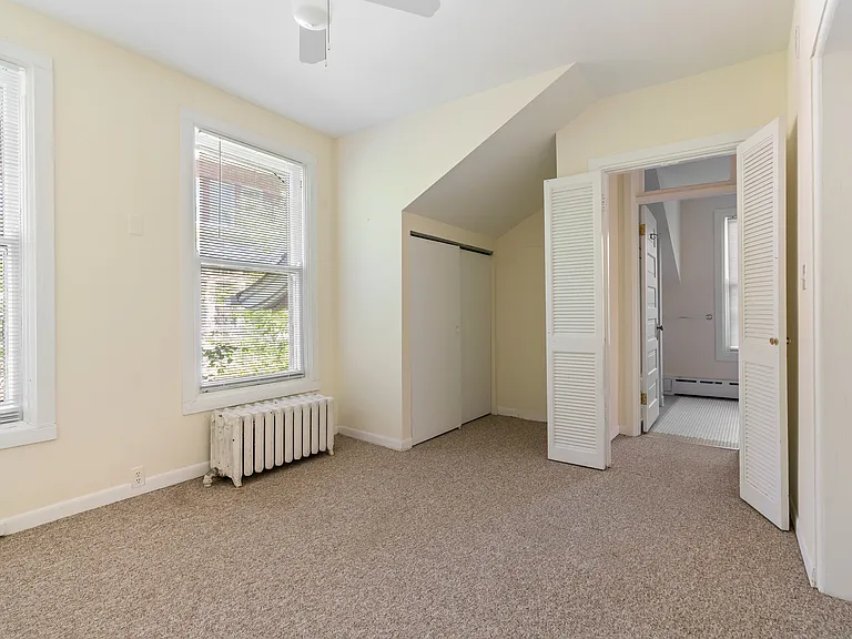 1235 Ridge Ave — Photo 32