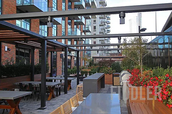 Rented by The KCI Group | media 70