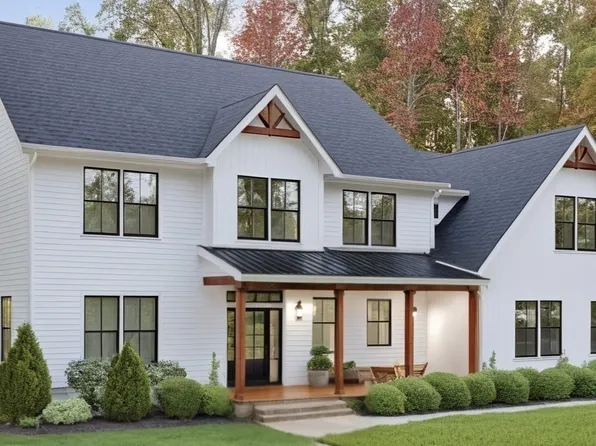 16 Chevas Road, Avon, CT 06001