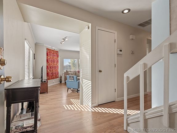 4th image of 1410 S Houston Ave APT D