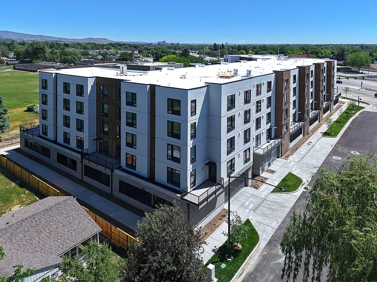 Wilson Station Apartments — Photo 17