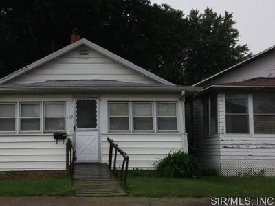 103 E Forest St, Hartford, IL, 62048