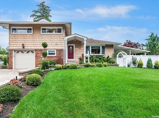 743 Richmond Rd, East Meadow, NY 11554