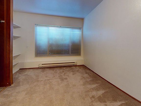 5th image of 4120 Brooklyn Ave NE APT 201