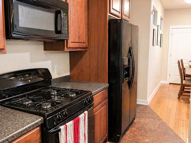 200 W North Loop Blvd #A — Photo 3