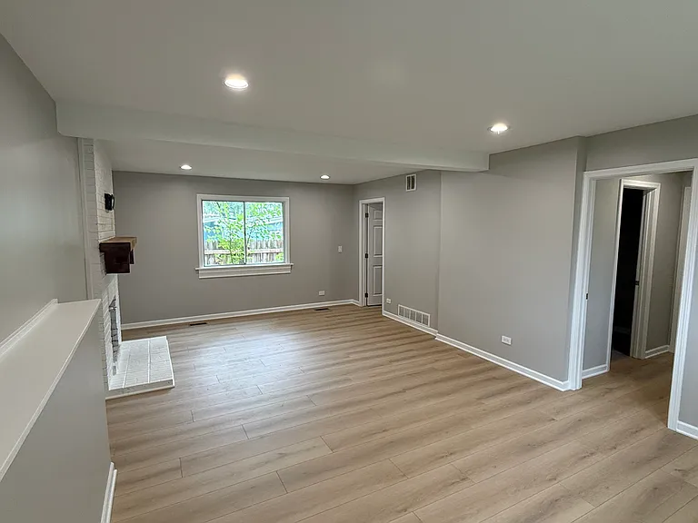 101 Hammond Ave — Photo 26