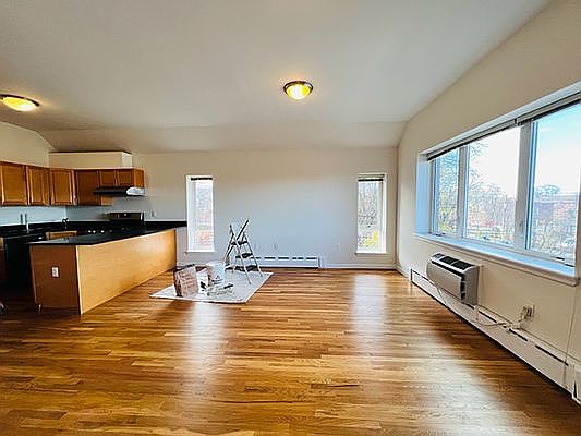 1st image of 73-02 Ditmars Blvd
