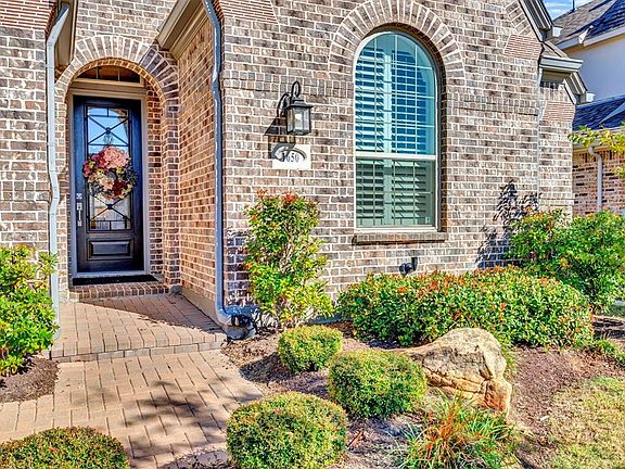 4th image of 1650 Star Creek Dr