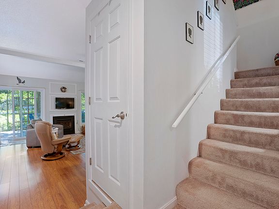 5th image of 129 Portland Avenue #16
