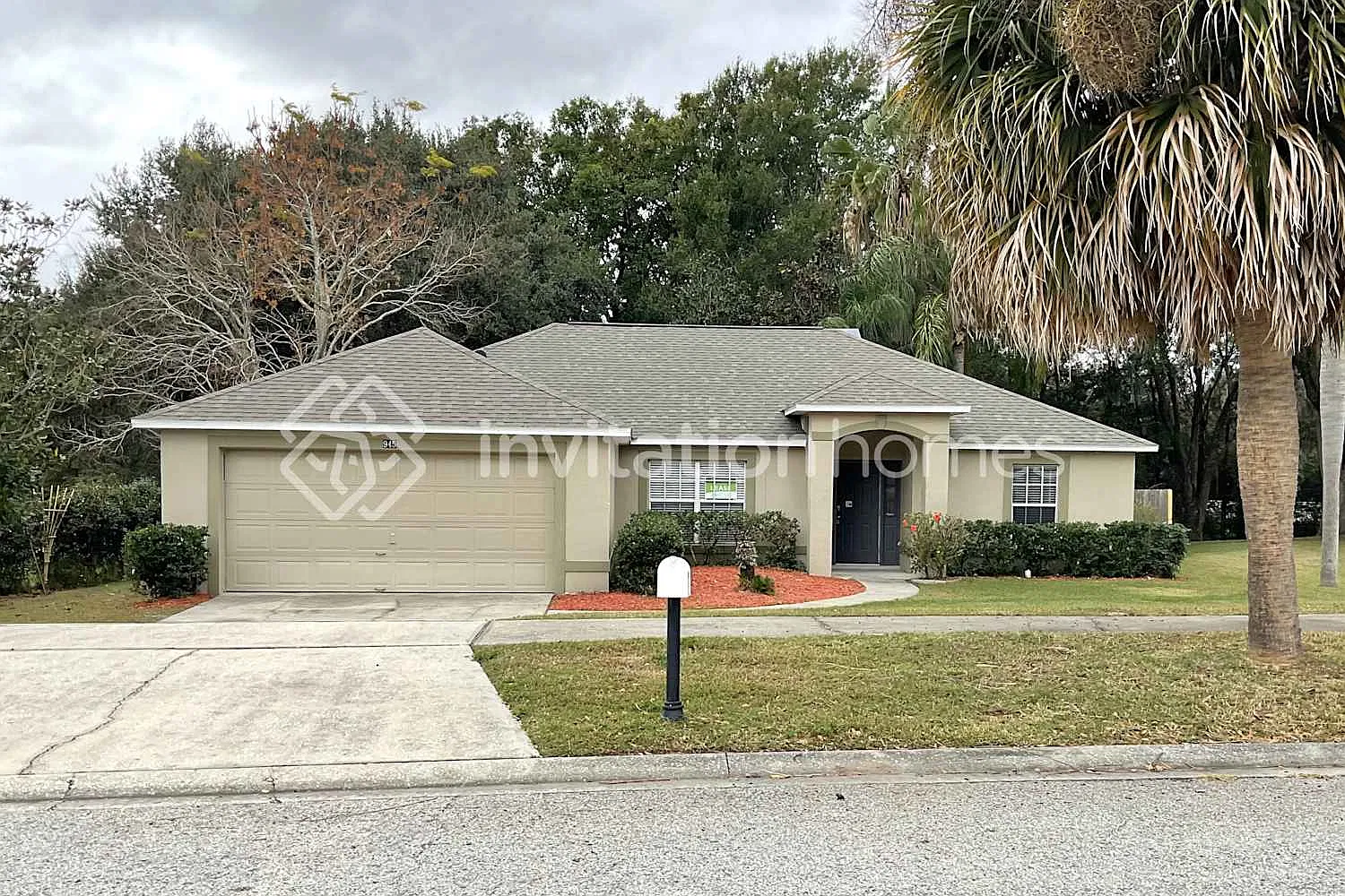 945 Park Valley Cir Minneola, FL 34715 — Photo 1