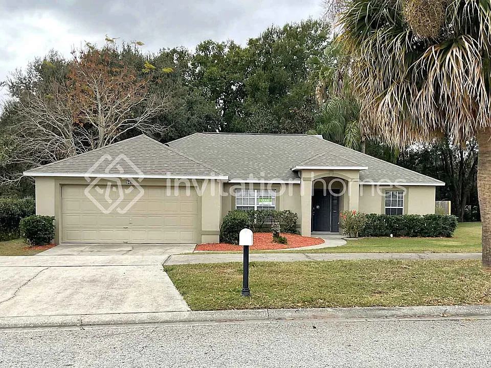 945 Park Valley Cir