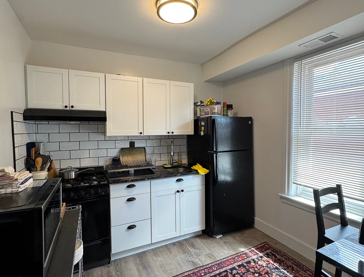 5115 Pine St — Photo 1