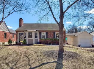 1176 Hillard Rd, Saint Louis, MO 63122