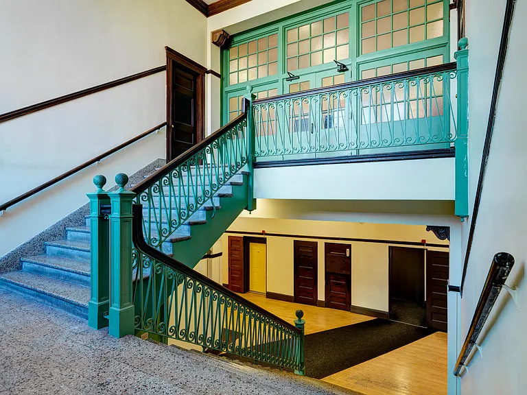 Chapman House — Photo 12
