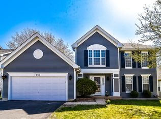 1991 Edinburgh Ln, Aurora, IL 60504