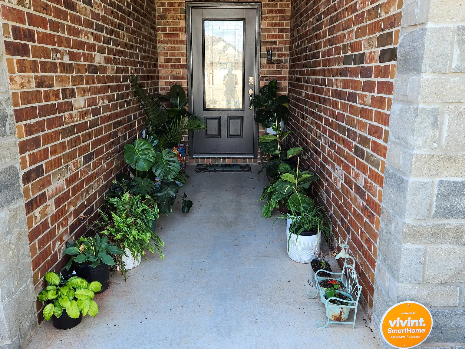 3 bed, 1578 sqft, $1,900 — Photo 2