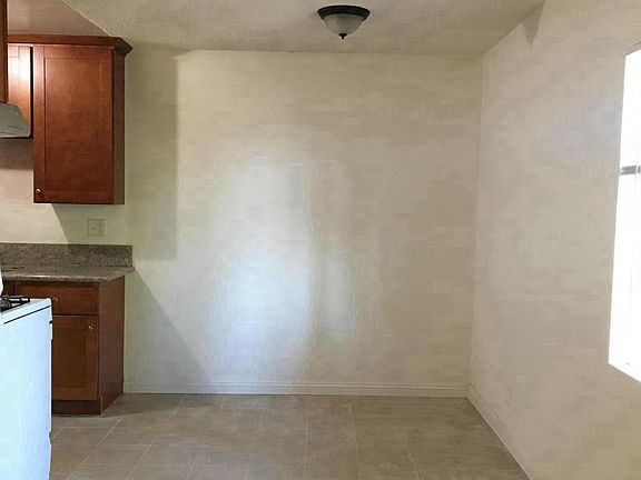 2nd image of 510 S Garfield Ave APT D