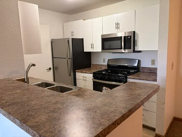 4688 Park Ln #4688 — Photo 3