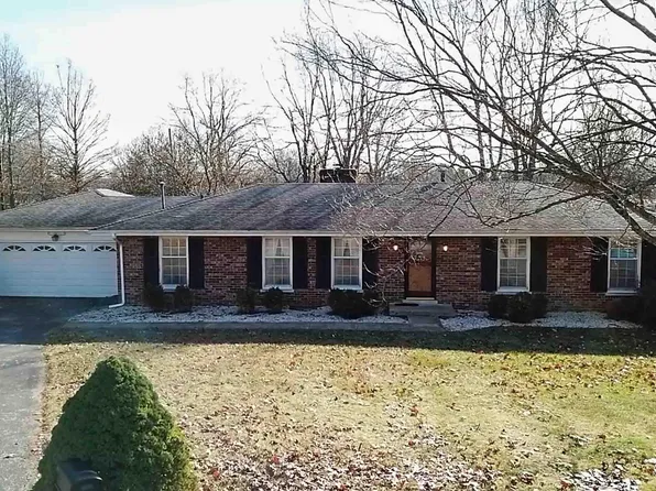 205 Boxwood Ct, Versailles, KY 40383