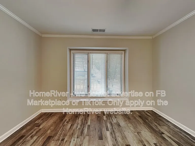 2785 Country Ct SE #C — Photo 10
