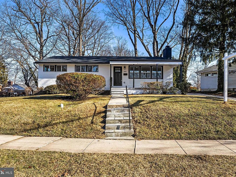 1st image of 1811 Vista Ln