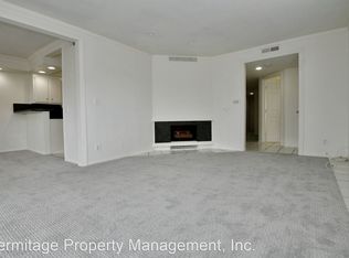 328 E Balboa Blvd #A, Newport Beach, CA 92661