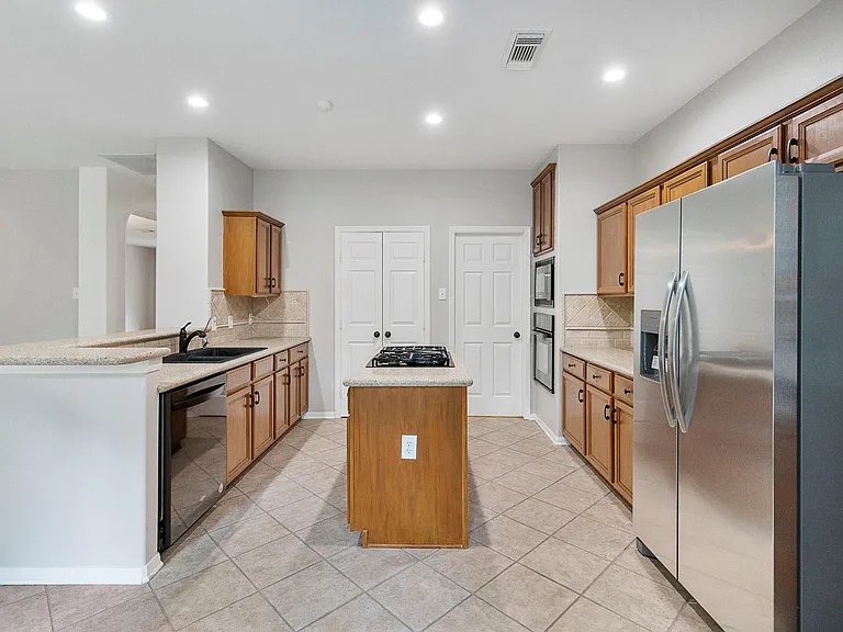 150 W Bristol Oak Cir — Photo 18