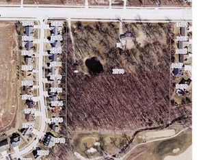 2110 W Meyer Rd, Wentzville, MO 63385