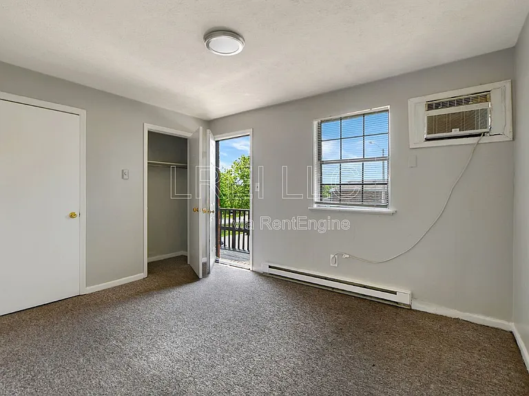 176 Thistlewood Ave #12 — Photo 4