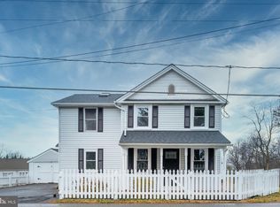 1116 N Main St, Mount Airy, MD 21771