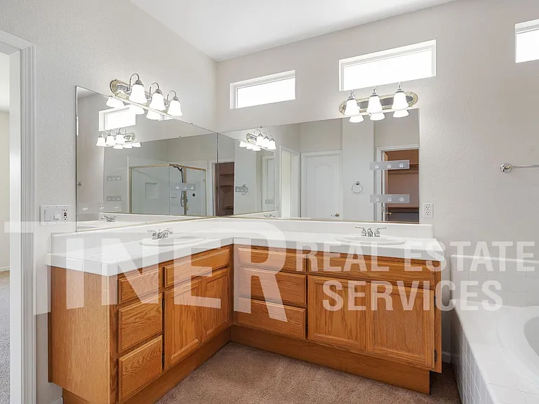 10928 Bianco Way — Photo 16