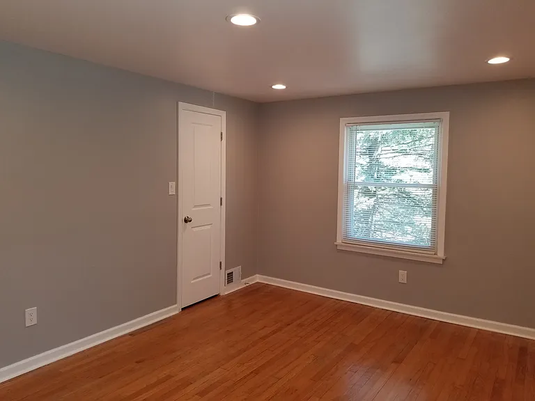 1511 W Farnum Ave — Photo 16