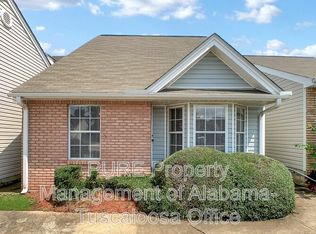 1368 Southern Gardens Dr, Tuscaloosa, AL 35404