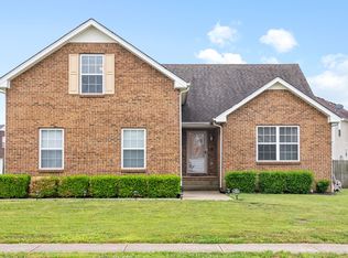 1040 Chardea Dr, Clarksville, TN 37040