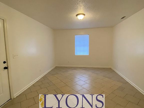2nd image of 1026 S Gordon Ave