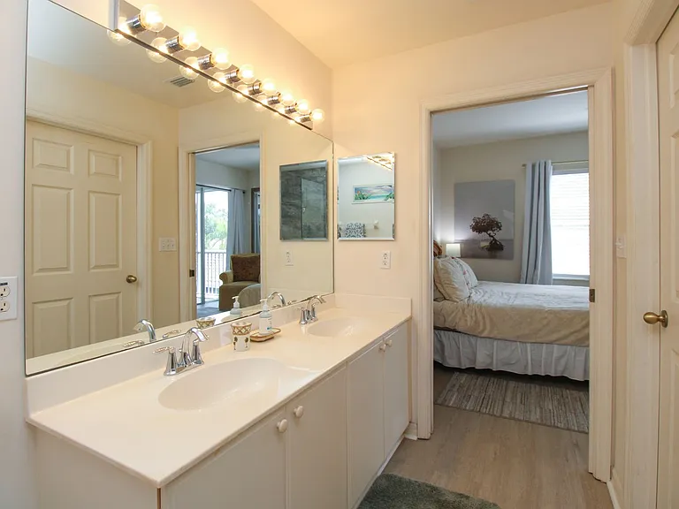 519 Roma Ct #3206 — Photo 38