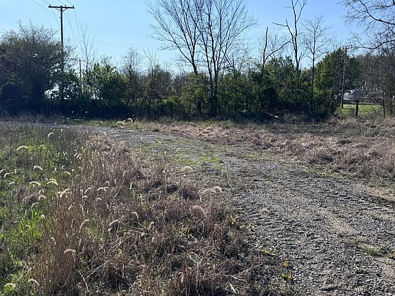 5th image of 2915 Green Street Rd