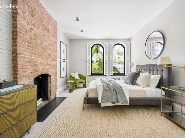 155 East 69th Street 1 image 14 of 15